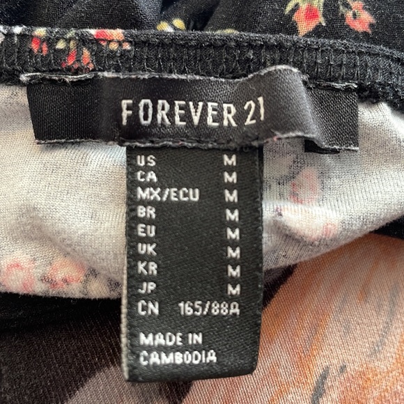 Cropped Floral Top - Picture 2 of 2